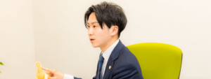 弁護士野中