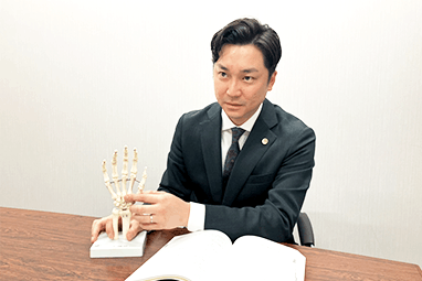 江口弁護士
